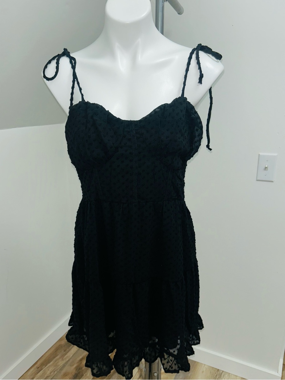 Babydoll flowy minidress black sheer lined dotted Size Large New